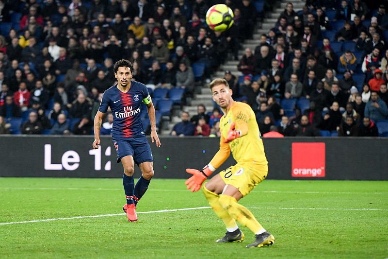 欧冠积分榜分析：各队晋级形势紧张,（欧冠积分榜解读：出线竞争白热化）