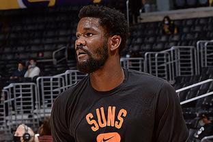 皇马主帅阿隆索发布会解析：维尼修斯状态喜人 青训新星获征召（皇马主帅阿隆索发布会解读：维尼修斯状态出色 青训新星入选名单）