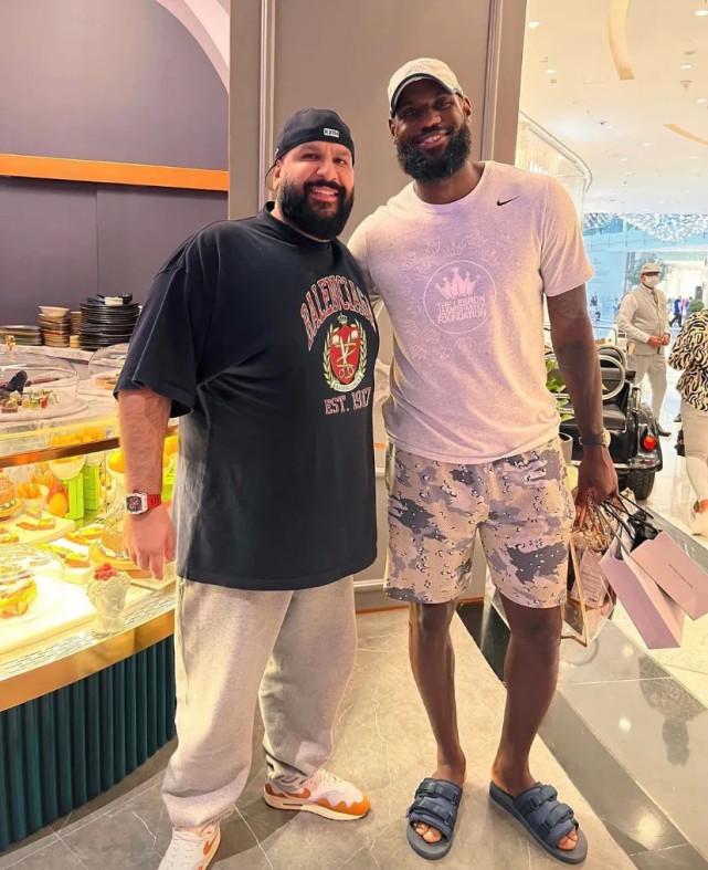 踢球者：拜仁计划1月再谈格纳布里和格雷茨卡续约（踢球者：拜仁拟于一月重启与格纳布里、格雷茨卡的续约谈判）