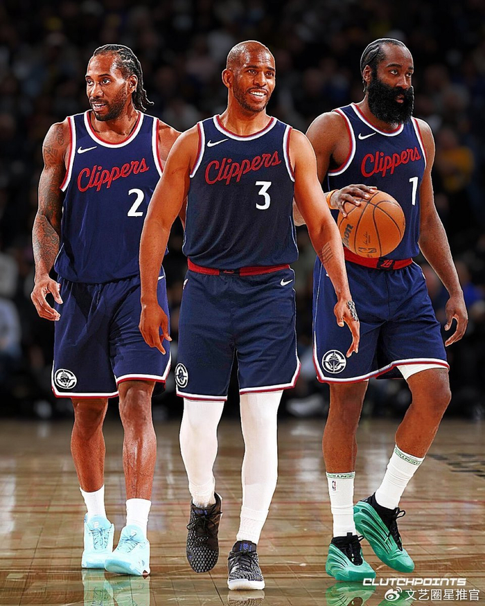 詹姆斯关键三分绝杀比赛（詹姆斯压哨三分终结战局）