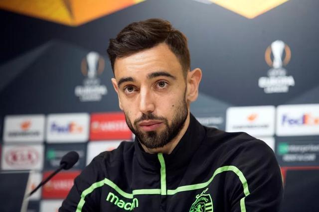 阿里亚斯入围2025年国际足联年度最佳男子阵容候...（阿里亚斯跻身2025年国际足联年度最佳男足阵容候选名单）