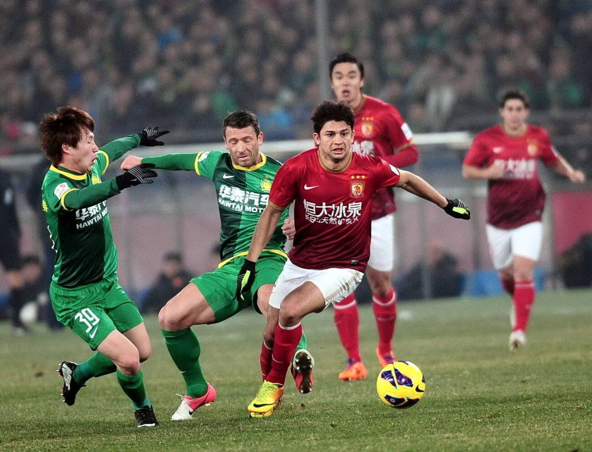 姆巴佩：坎特非常重要，他的回归为我们带来了宝贵的经验（姆巴佩：坎特回归意义重大，为球队注入宝贵经验）