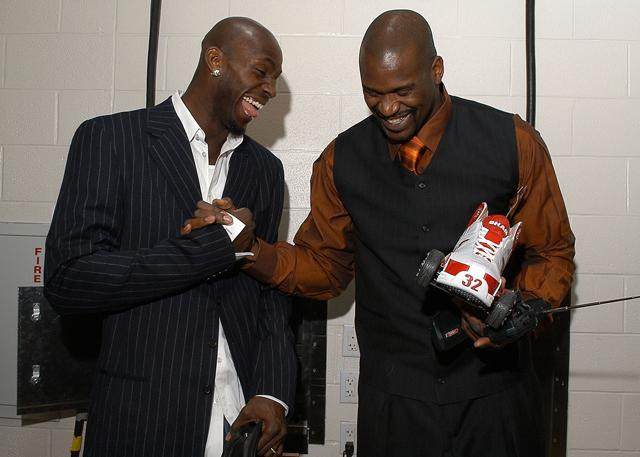 梅西加盟前迈阿密国际为垫底球队，加盟后2年半夺得3座冠军（梅西加盟前迈阿密国际垫底，加盟两年半后收获三座冠军）