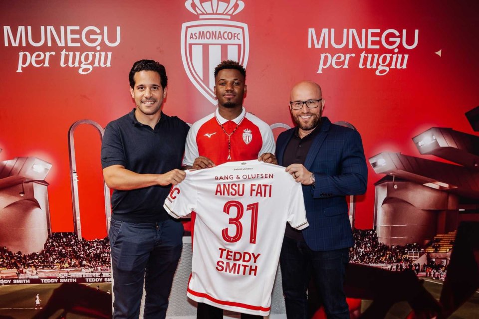 中超比赛精彩回放：上海海港绝杀山东,（中超战况回顾：上海海港读秒绝杀山东）